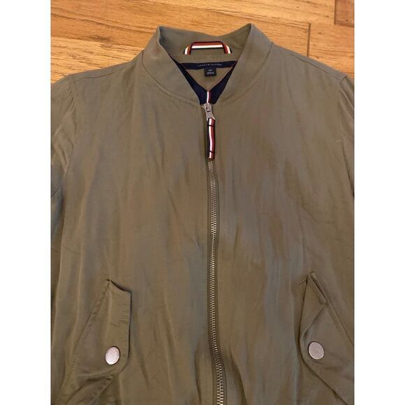 Tommy Hilfiger women's army green zip up bomber jacket snap pockets size small - Picture 3 of 9